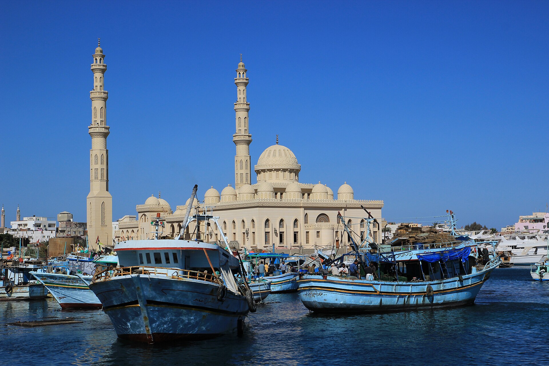 Moskén vid hamnen i Hurghada